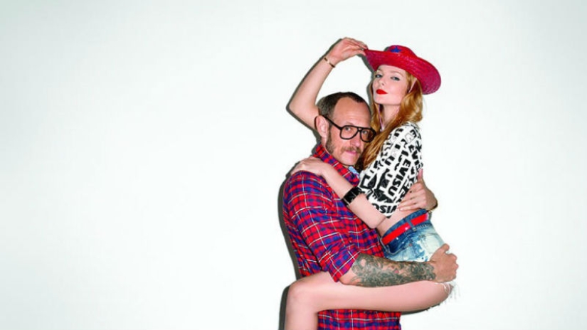 El fotógrafo erótico Terry Richardson se niega a trabajar por "acoso" El fotógrafo erótico Terry Richardson se niega a trabajar por "acoso"