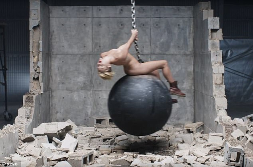 El fotógrafo erótico Terry Richardson se niega a trabajar por "acoso" El fotógrafo erótico Terry Richardson se niega a trabajar por "acoso"