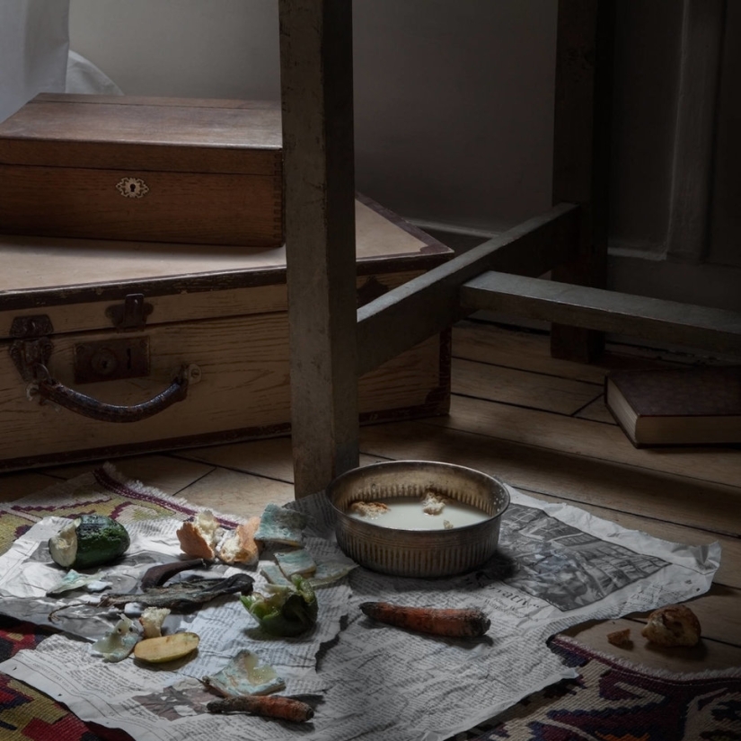 El fotógrafo recrea las fiestas descritas en las páginas de obras literarias famosas