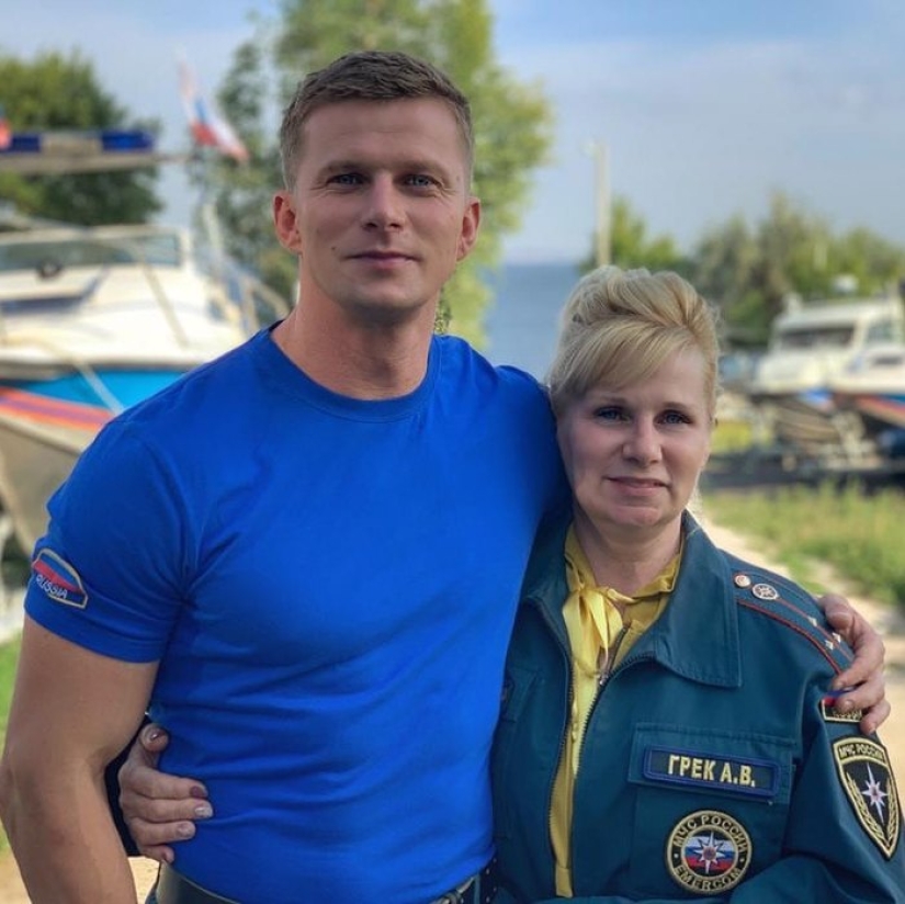 El hijo de mamá para siempre: fotos de 15 artistas rusos con madres