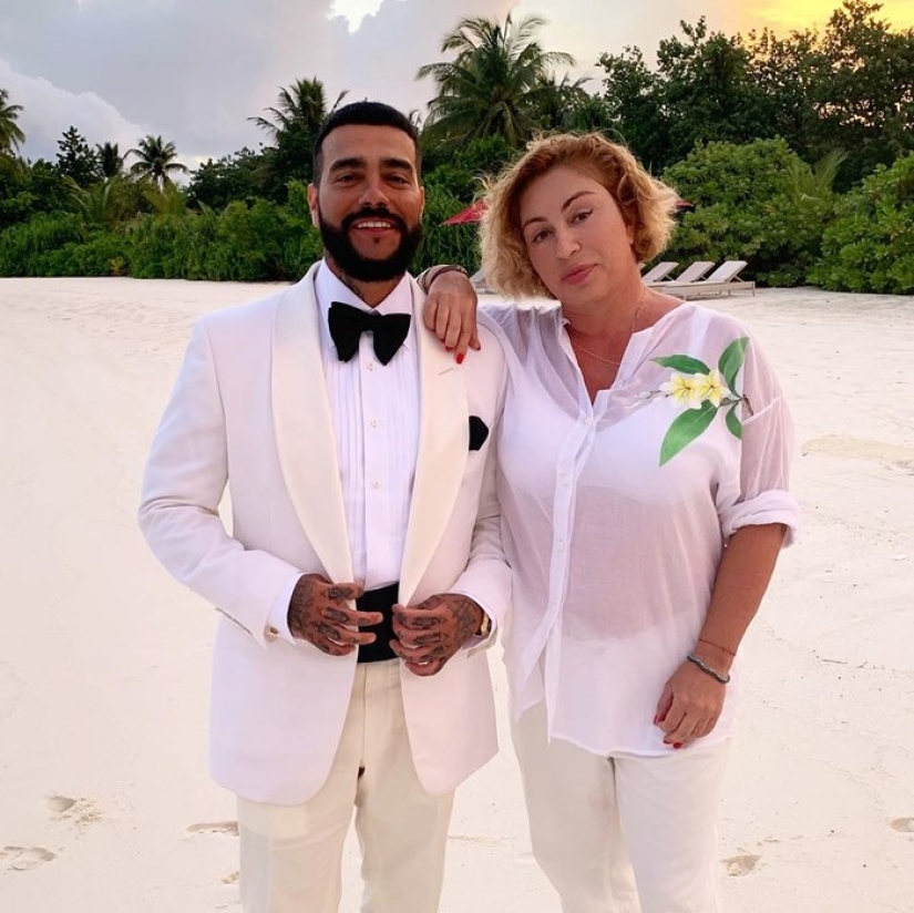 El hijo de mamá para siempre: fotos de 15 artistas rusos con madres