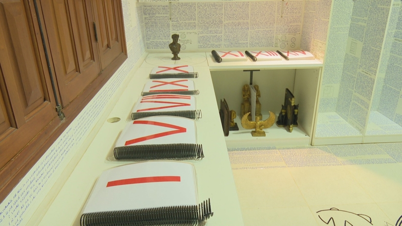 El misterio del brasileño desaparecido que solo dejó escritos misteriosos en su habitación El misterio del brasileño desaparecido que solo dejó escritos misteriosos en su habitación