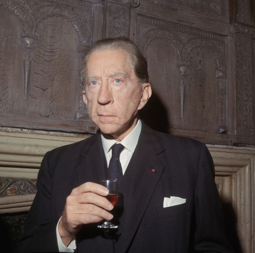 El multimillonario más tacaño: Paul Getty se quejó de las facturas de los médicos cuando su hijo se moría de cáncer El multimillonario más tacaño: Paul Getty se quejó de las facturas de los médicos cuando su hijo se moría de cáncer