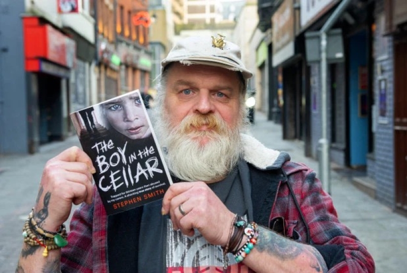 El niño en el sótano: la historia de un adolescente que sobrevivió a 17 años de cautiverio y maltrato a manos de los padres y de los sacerdotes