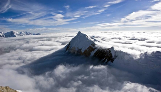 El padre montañero se convirtió en el autor de una imagen para un póster de una película de Hollywood