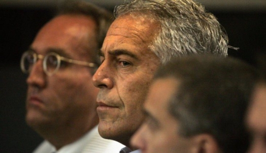 El pedófilo millonario Epstein se suicidó en prisión, pero su caso no está cerrado