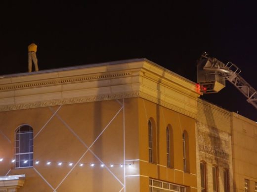 El sorteo más genial del 1 de abril: un estadounidense engañó a la ciudad al causar una erupción volcánica