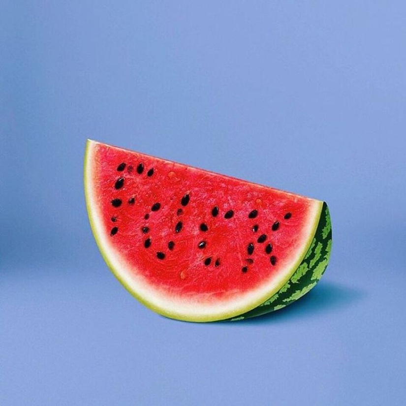 El Surrealismo de Tony Futura Se Burla de la Cultura Pop Moderna