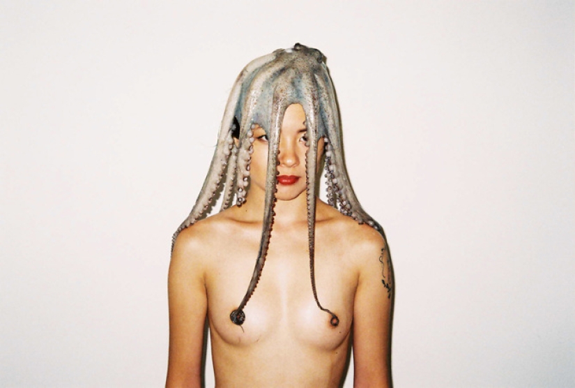 El trabajo de un escandaloso fotógrafo chino que se suicidó un mes antes de cumplir 30 años