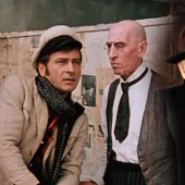 Elegir la mejor versión de la película "12 sillas": Gaidai o Zakharov?