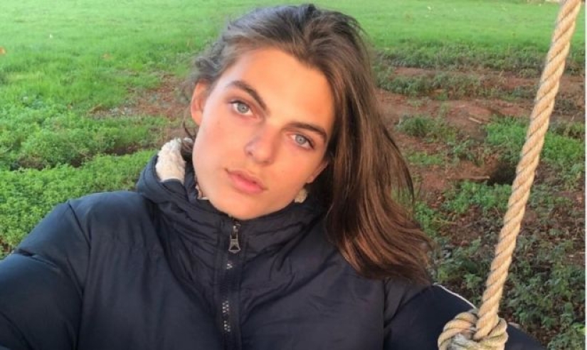 Elizabeth Hurley's son turns into a woman: 15 "stunning" photos Elizabeth Hurley's son turns into a woman: 15 "stunning" photos