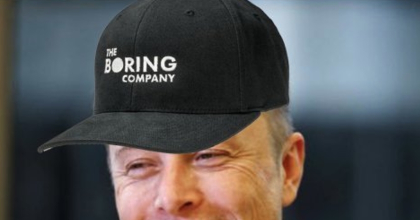 Elon Musk presentó un lanzallamas en caso de un apocalipsis zombie