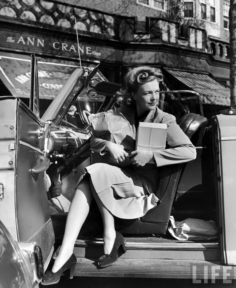 Elusive femininity from photographer Nina Lin