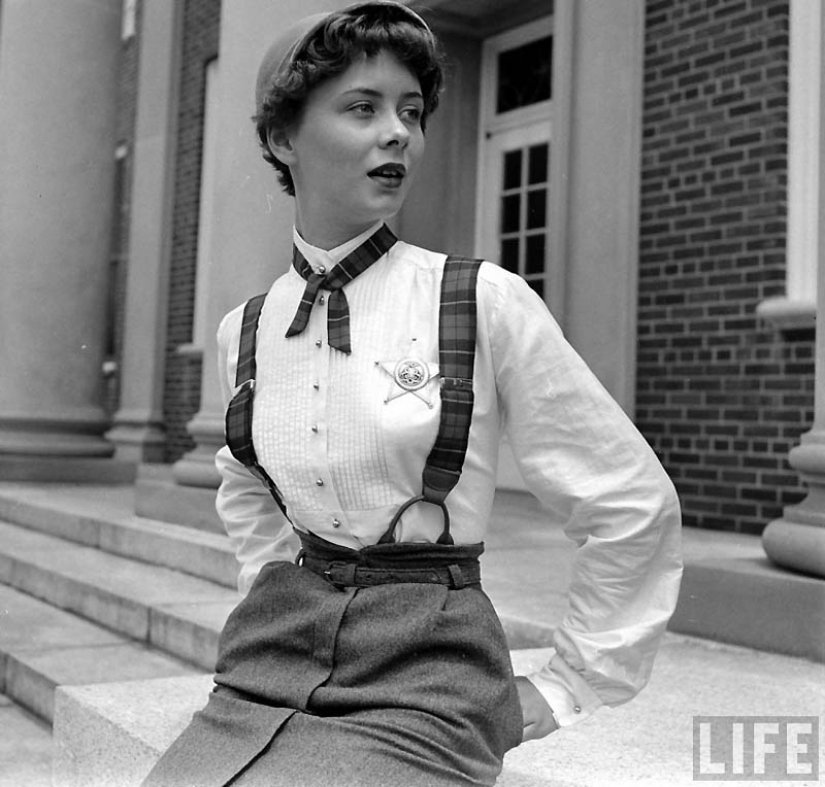 Elusive femininity from photographer Nina Lin