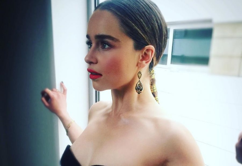 Emilia Clarke told how she suffered a stroke between the filming of "Game of Thrones" Emilia Clarke told how she suffered a stroke between the filming of "Game of Thrones"