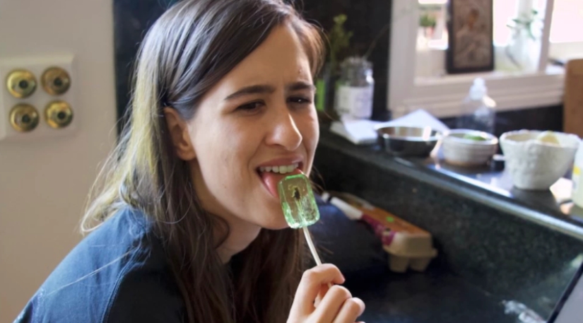 "Empecé a alucinar y pensar en la muerte" : Un periodista australiano comió escarabajos durante una semana en aras de un experimento