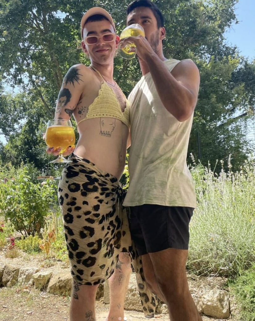 En Alemania, se lanzó el número de aniversario de Playboy, con portadas impactantes. Qué les pasa En Alemania, se lanzó el número de aniversario de Playboy, con portadas impactantes. Qué les pasa