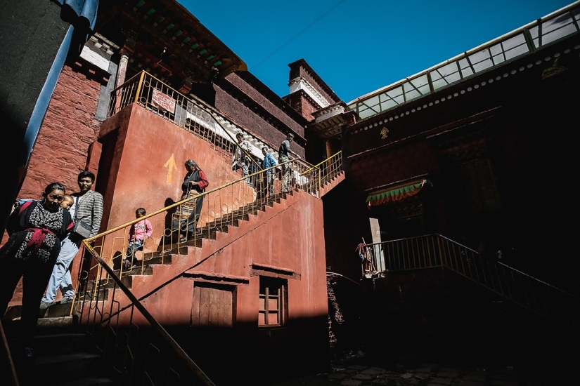 En busca de magia: la perla del Tíbet — Tsurphu