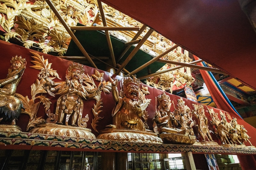 En busca de magia: la perla del Tíbet — Tsurphu