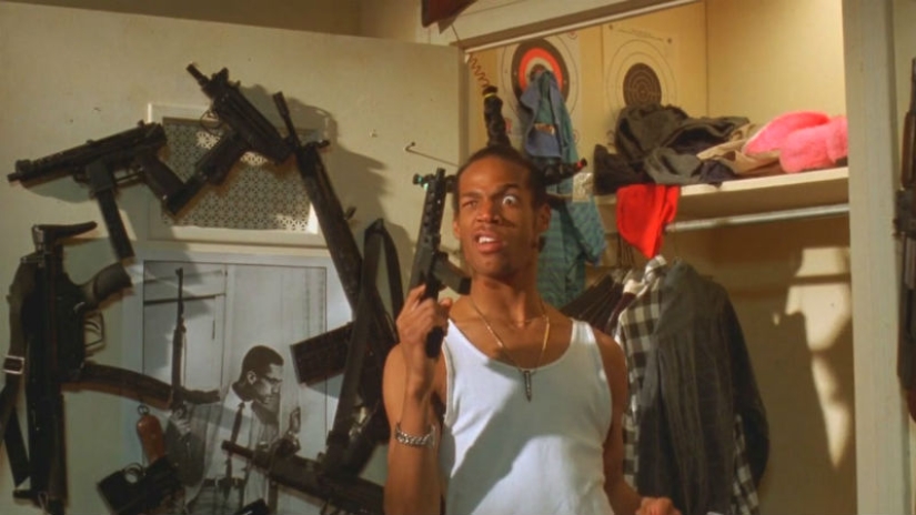 En Florida, durante más de un año, otorgaron licencias de armas a personas no verificadas, porque el empleado no podía iniciar sesión en la base de datos