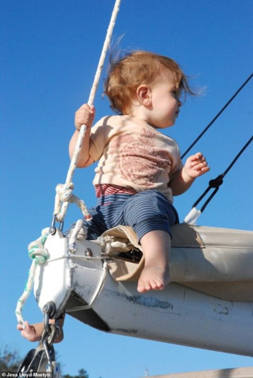 En la misma ola: la pareja ha estado viajando en alta mar durante 8 años y ha dado a luz a tres hijos durante este tiempo