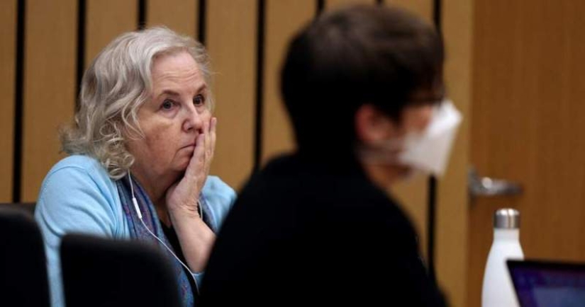 En los Estados Unidos, el autor del libro "Cómo matar a un esposo" está siendo juzgado por el asesinato de un cónyuge En los Estados Unidos, el autor del libro "Cómo matar a un esposo" está siendo juzgado por el asesinato de un cónyuge