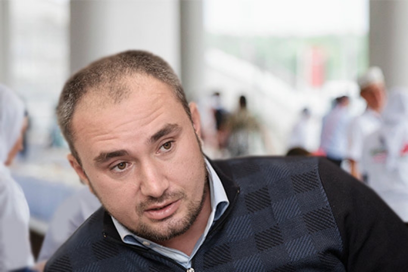 En Tatarstán, un imán se casó con una colegiala y terminó en la cárcel