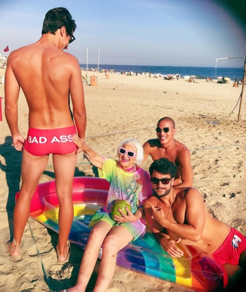 encendedor de abuelita de 91 años Helen Ruth van Winkle, o Cómo cumplir con la vejez