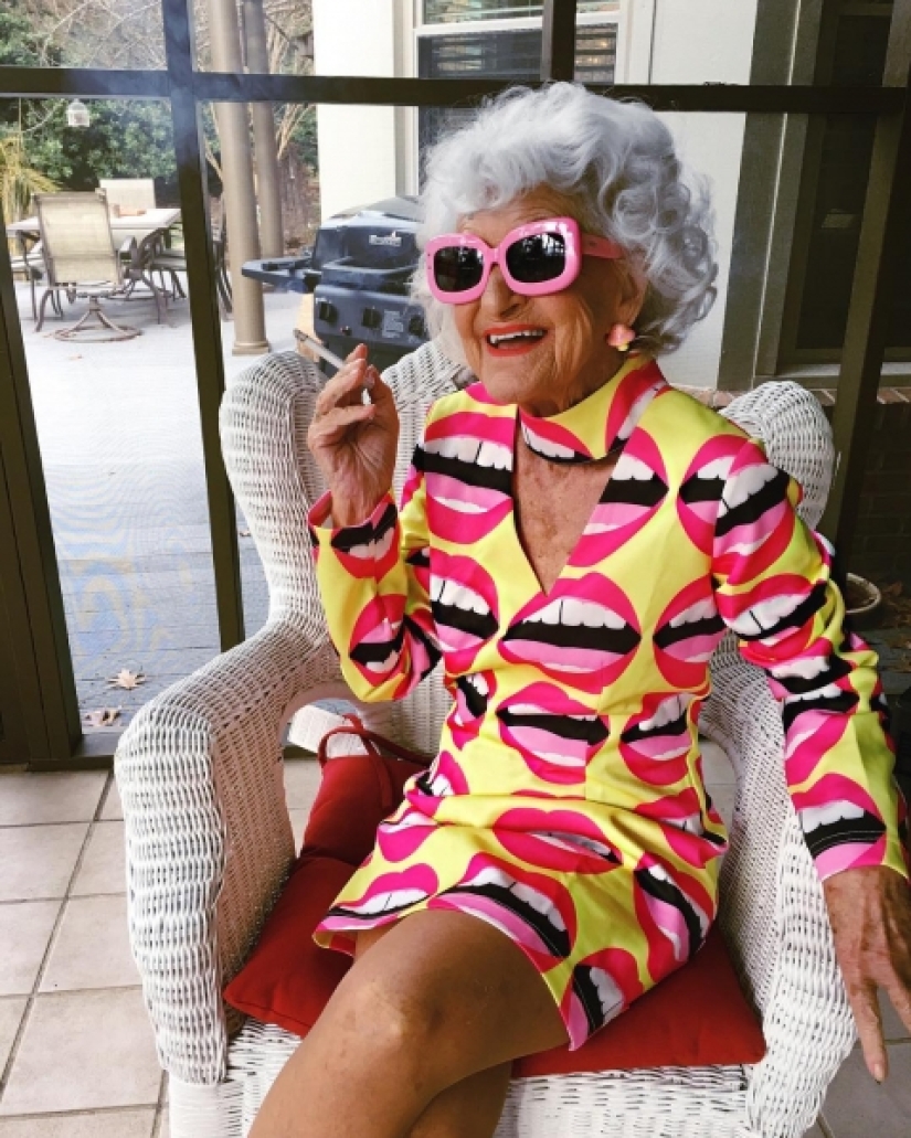 encendedor de abuelita de 91 años Helen Ruth van Winkle, o Cómo cumplir con la vejez