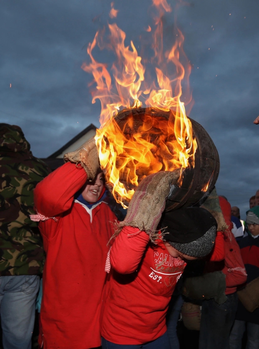 ¡Enciende! La noche de Guy Fawkes en el Reino Unido fue brillante y calurosa ¡Enciende! La noche de Guy Fawkes en el Reino Unido fue brillante y calurosa