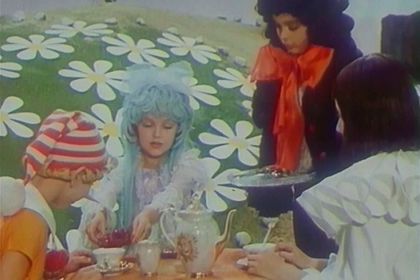 "Encontré un niño para el papel de Pinocho en el paso subterráneo de Minsk": cómo se filmó el cuento de hadas "Las aventuras de Pinocho"