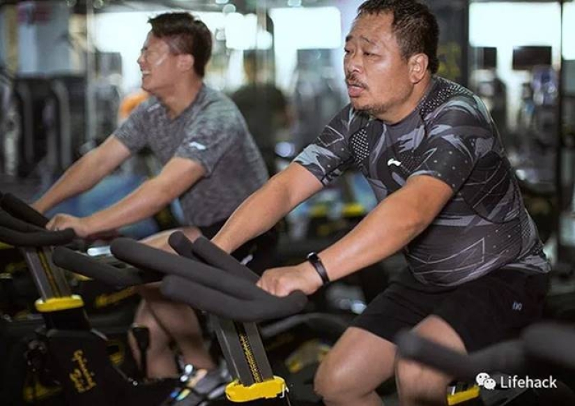 Es divertido perder peso juntos: cómo 6 meses de deportes han cambiado a una familia de China Es divertido perder peso juntos: cómo 6 meses de deportes han cambiado a una familia de China