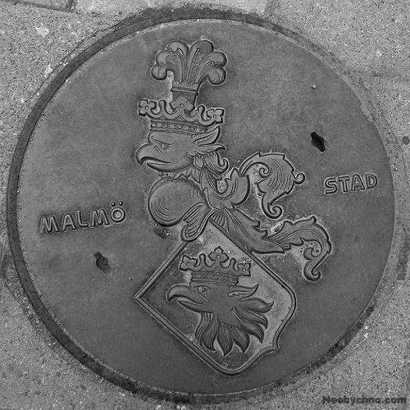 Escotillas de diferentes países del mundo