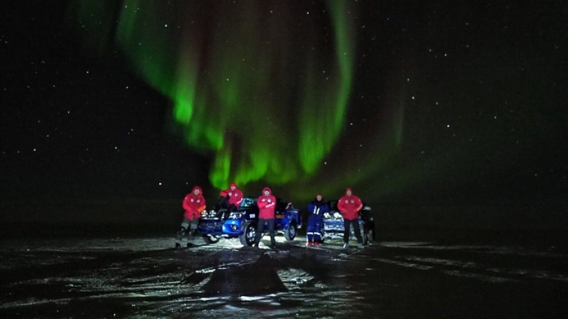 Establece récords y toca un rompehielos nuclear: una expedición rusa conquistó el Ártico Establece récords y toca un rompehielos nuclear: una expedición rusa conquistó el Ártico