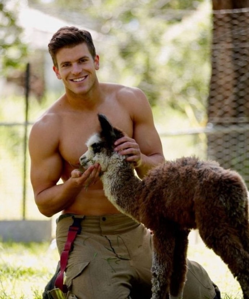 Estas fotos encenderán un fuego en los corazones: Bomberos australianos en el calendario de caridad Estas fotos encenderán un fuego en los corazones: Bomberos australianos en el calendario de caridad