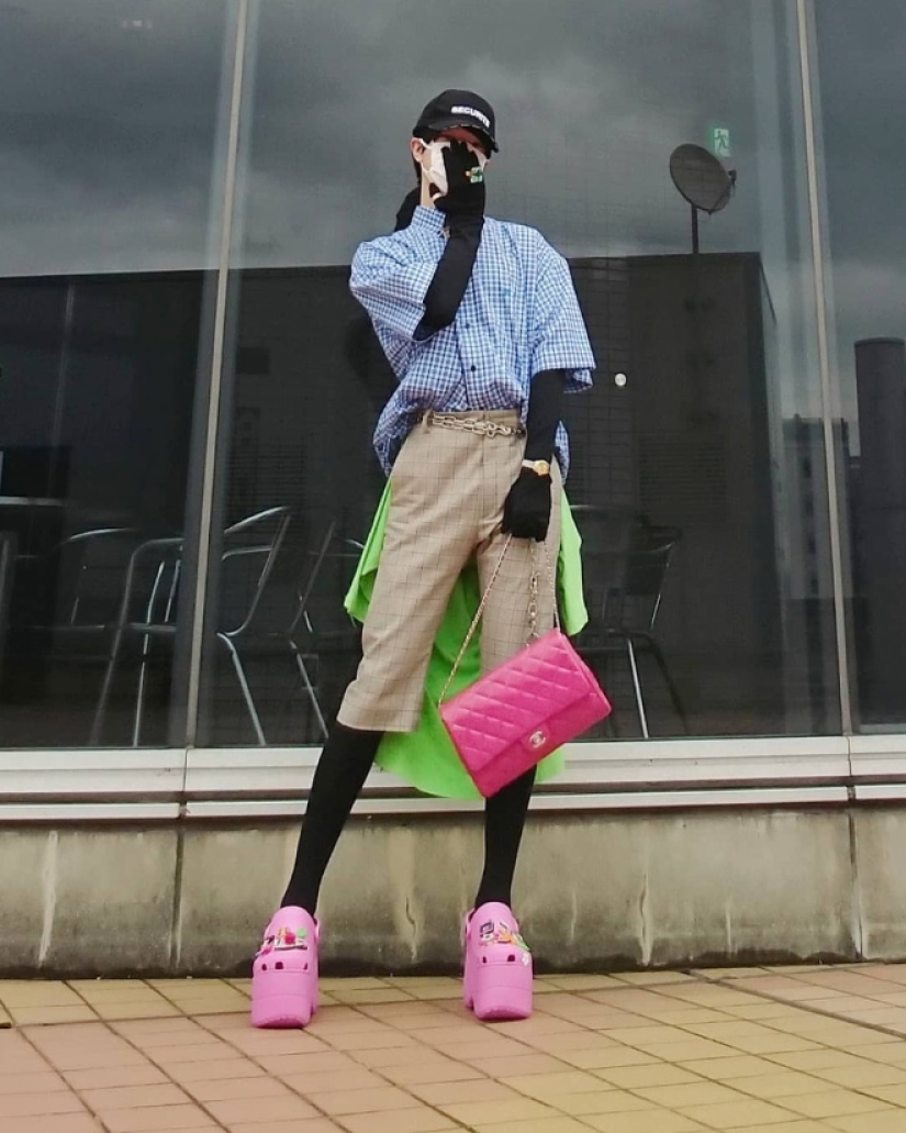 Estos cocodrilos de diseño en la plataforma se desmontan por $ 850!