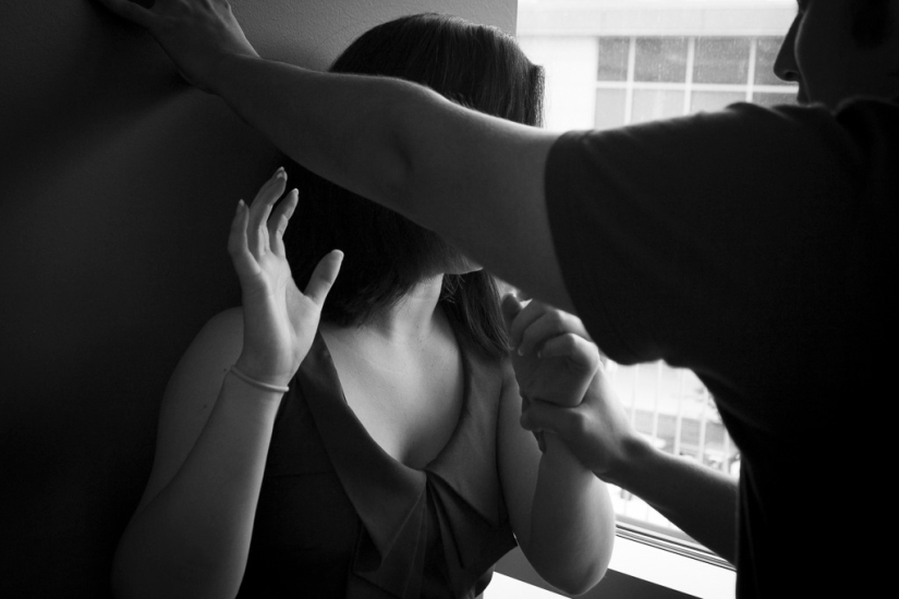 Estrangula — así te ama? El sexo violento juegos de conducir a la violencia y la muerte