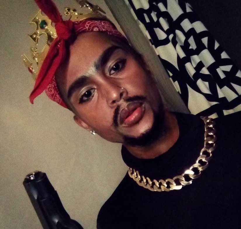 Estudiante siberiano se convierte en 50 Cent, Avatar, Jackson y cualquier otra persona