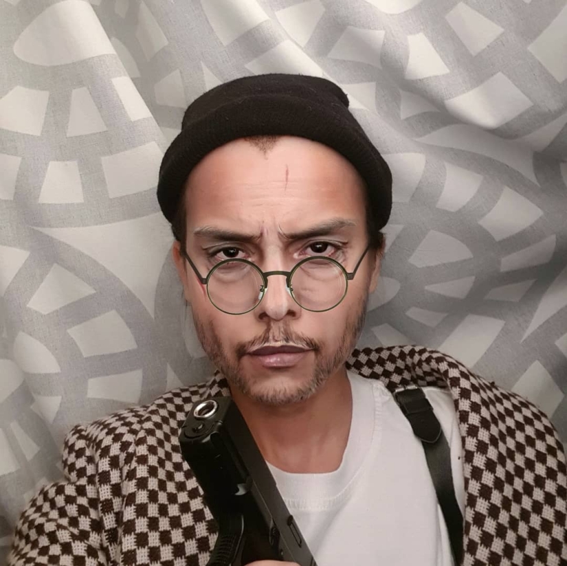 Estudiante siberiano se convierte en 50 Cent, Avatar, Jackson y cualquier otra persona