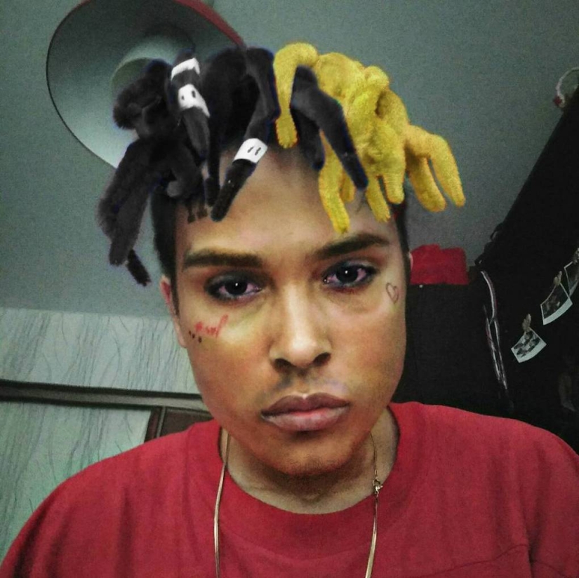 Estudiante siberiano se convierte en 50 Cent, Avatar, Jackson y cualquier otra persona