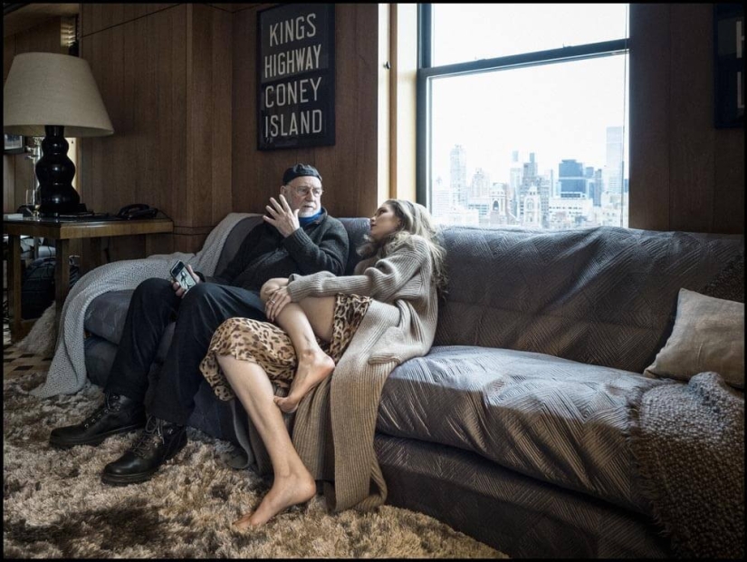 Eternas ambiciones femeninas: cómo fue el rodaje del nuevo calendario Pirelli Eternas ambiciones femeninas: cómo fue el rodaje del nuevo calendario Pirelli