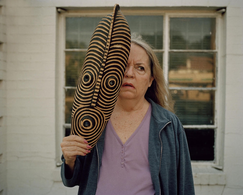 Everyday life of a schizophrenic son Everyday life of a schizophrenic son