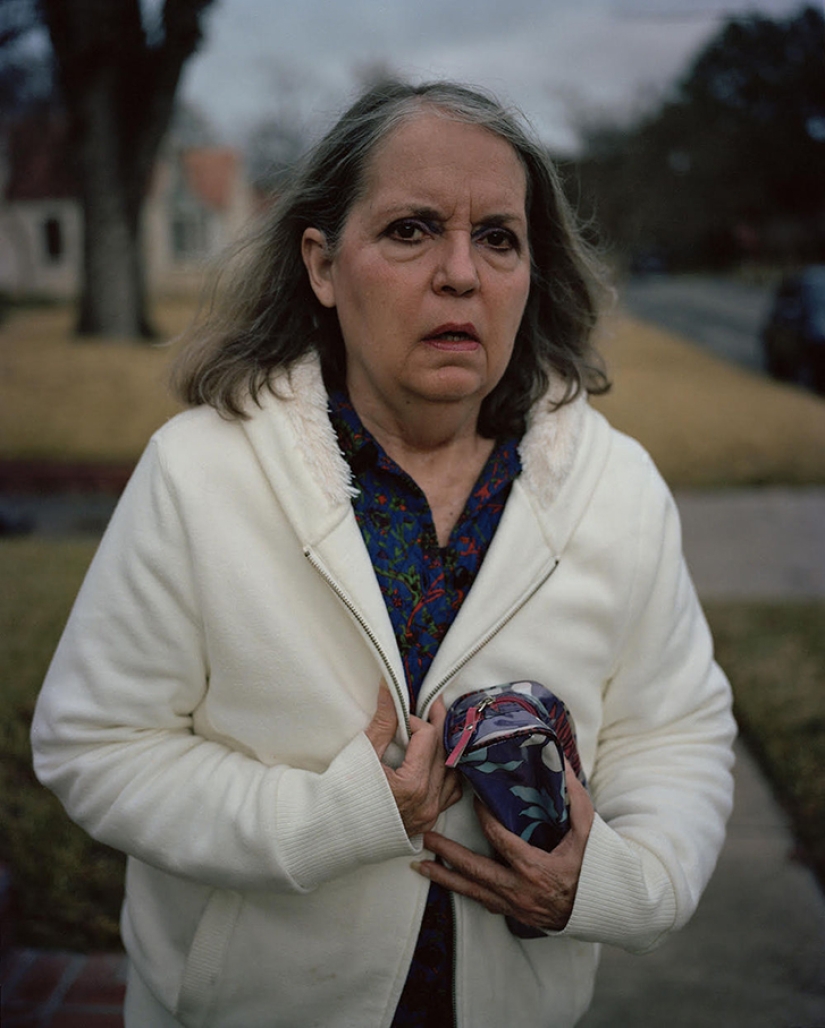 Everyday life of a schizophrenic son Everyday life of a schizophrenic son