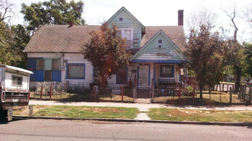 Facebook helped an old man with a shabby house