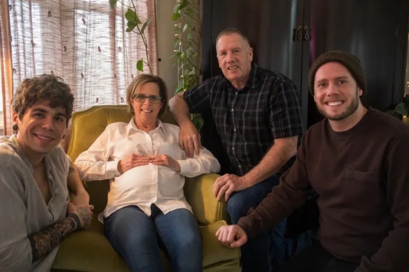 Family breakdown: A 61-year-old American woman carried and gave birth to a child for her gay son and his boyfriend