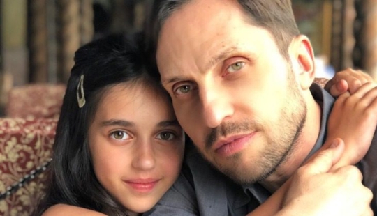 Famous Russian dads and beautiful daughters like them