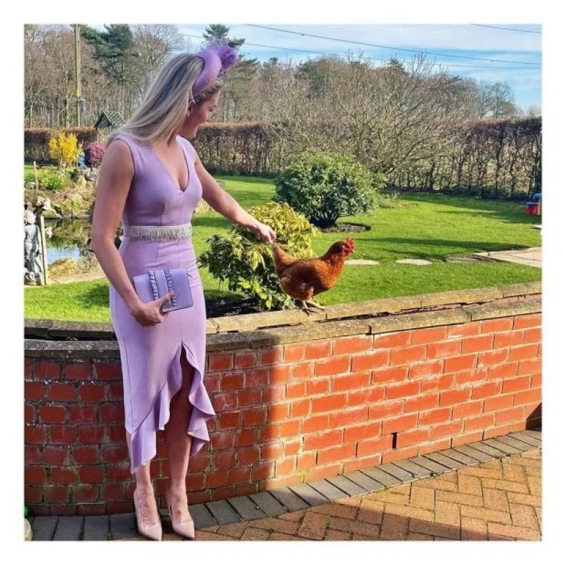 Fans of horse racing publish photos in the best outfits and hats, celebrating the Day of the Lady in self-isolation Fans of horse racing publish photos in the best outfits and hats, celebrating the Day of the Lady in self-isolation