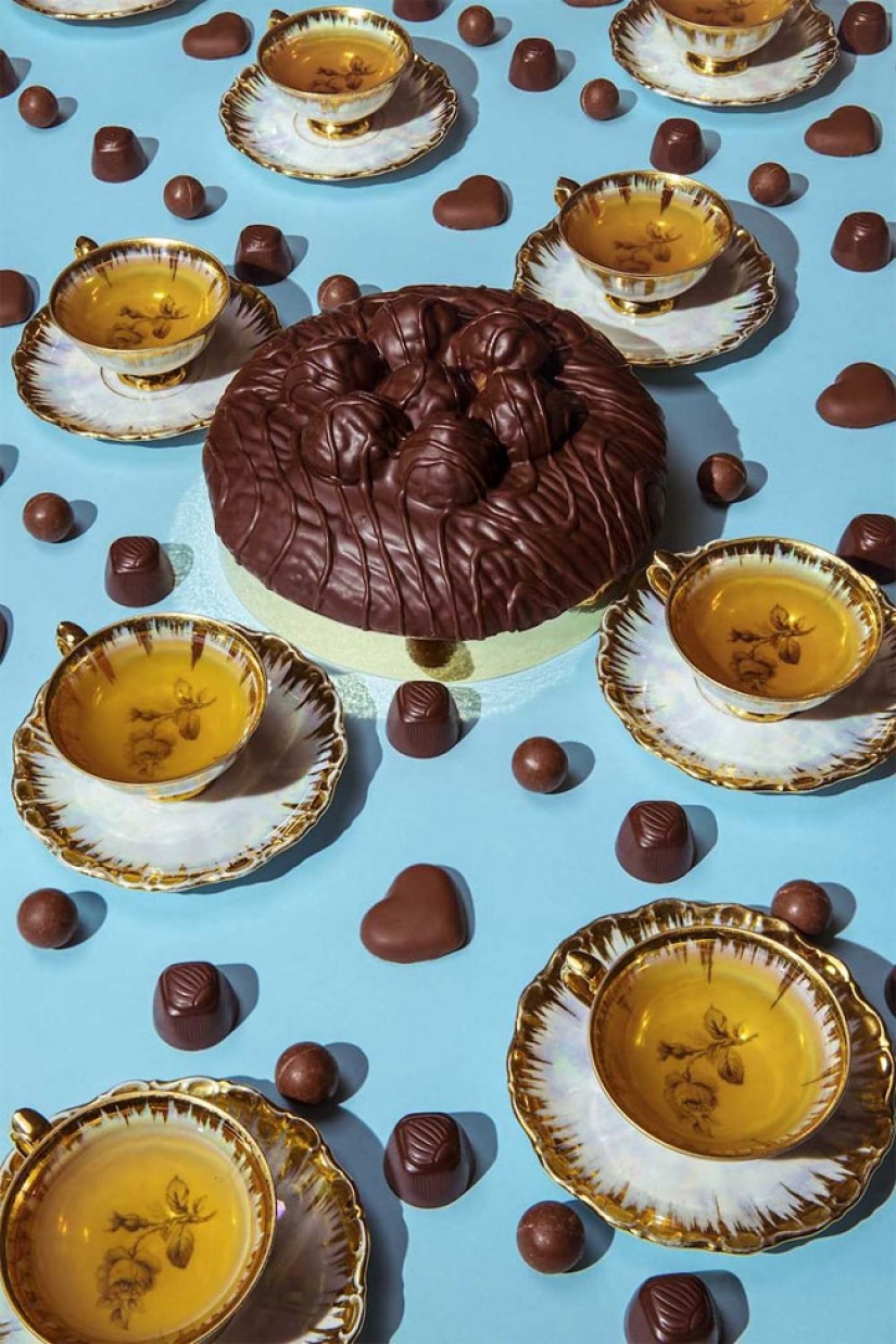 Favorite food of Putin and other powerful people in Dan Bannino's photo project