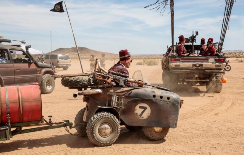 Festival salvaje en el desierto al estilo de "Mad Max": Wasteland Weekend 2018 Festival salvaje en el desierto al estilo de "Mad Max": Wasteland Weekend 2018