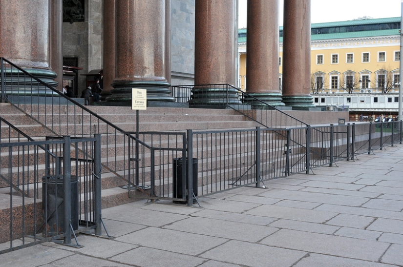 Film walk with Sergey Bodrov to the filming locations of the film "Brother"